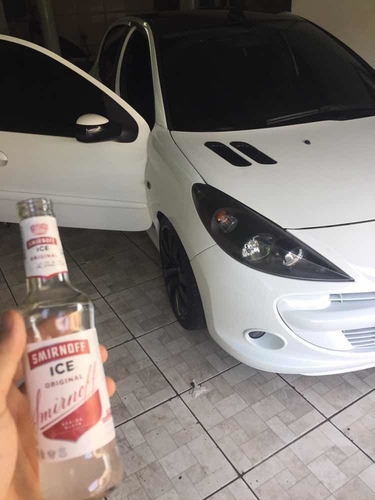 Peugeot 207 1.4 Xr Sport Flex 5p 2010