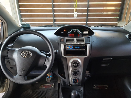 Toyota Yaris Xli Sport 1.3 2007. ¡super Económico!