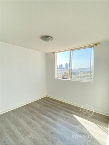 Arriendo Departamento 1d-1b + Est Y Bod. En Santiago Cen