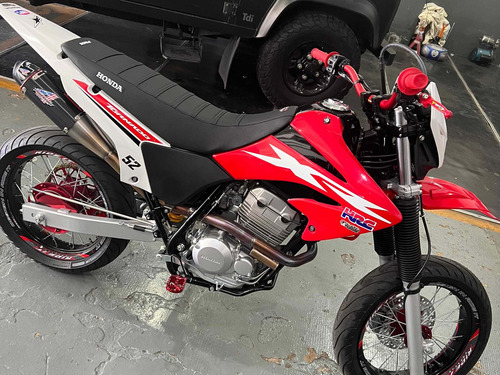 Imagen 1 de 6 de Honda Tornado 250