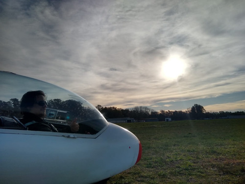 Imagen 6 de 9 de Vuelo De Bautismo En Planeador