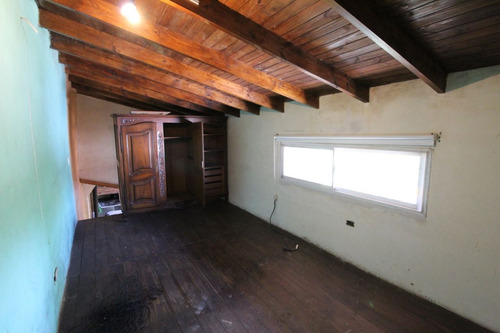 Oportunidad Chalet 7 Ambientes Con Piscina Escucha Oferta
