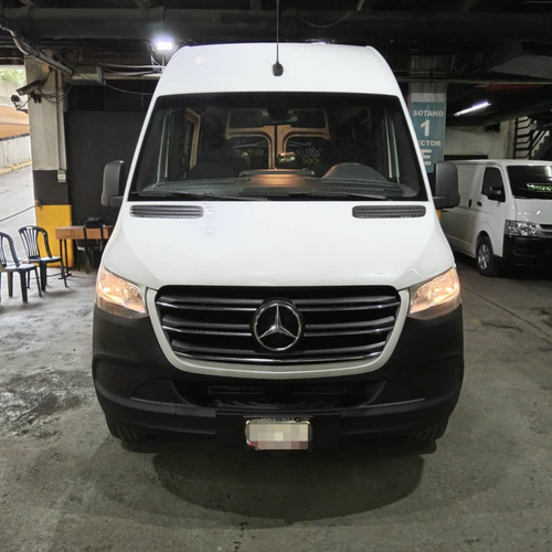Mercedes Benz Sprinter