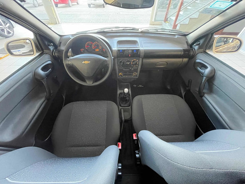 Imagen 11 de 13 de Chevrolet Classic 2016 1.4 Ls Abs Airbag