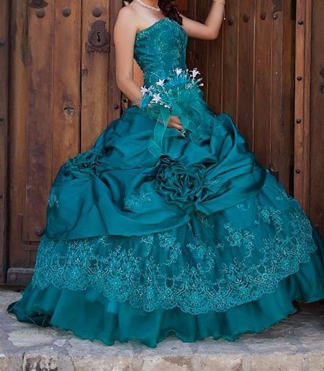 vendo vestido de 15 años usado vendo vestido de 15 años usado