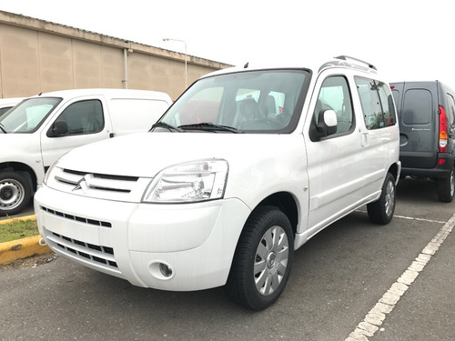 Imagen 6 de 15 de Citroen Berlingo Multispace Xtr Hdi 0km Stock Fisico