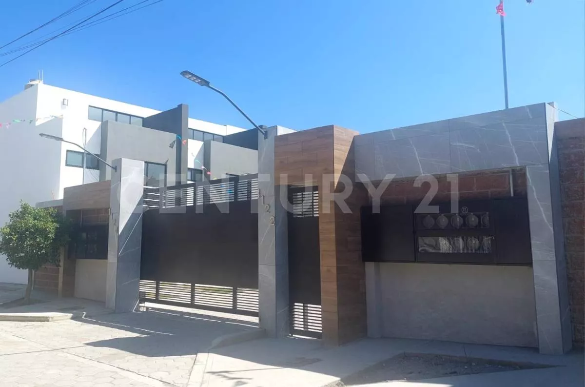 ¡casa Nueva En Venta! 3recámaras+3baños+cuarto De Tv+roof, X Av. 11sur, Puebla