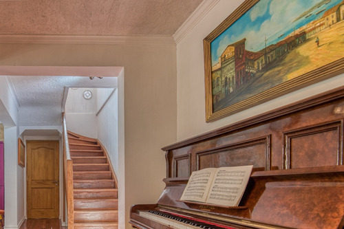 Venta Casa Extraordinaria Boulevard Pucará