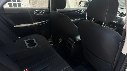 Nissan Sentra 1.8 Advance Mt