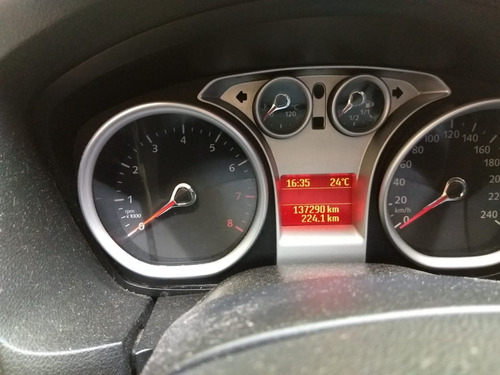 Ford Focus Exe Ghia 2.0 Mt Misiocarslp