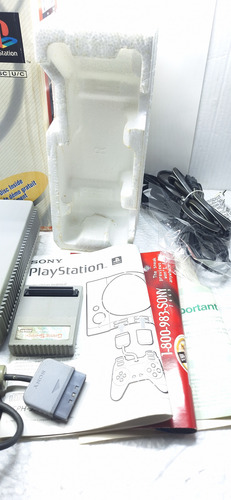 Playstation 1 Fat + Jogos Cinza (Usado)