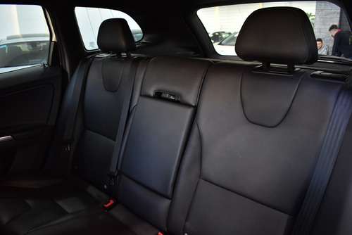 Imagen 20 de 20 de Volvo Xc60 2.5 T5 Momentum