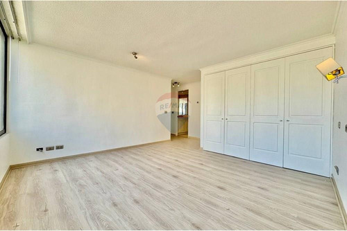 Excelente Departamento Con Vista Despejada 4d + 3b