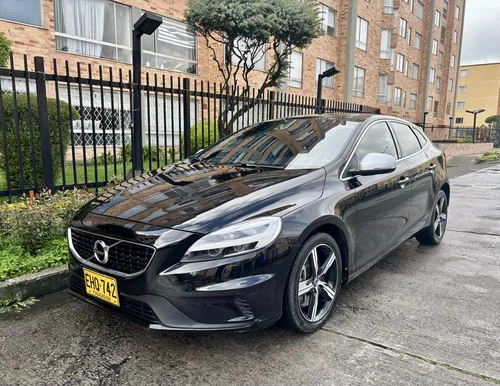 Volvo V40 2.0 T4 Drive-e R-design