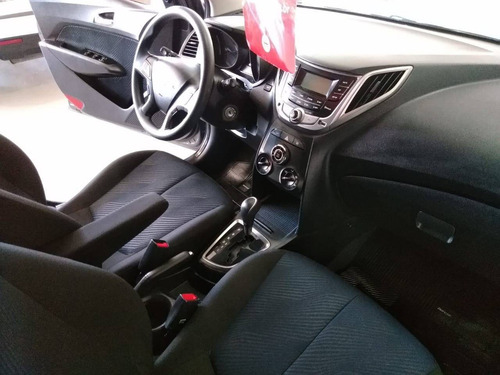 Hyundai Hb20 1.6 Comfort Style 16v Flex 4p Automático