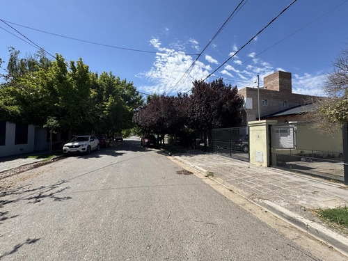 Vende Casa B° Manzanar Con Pileta