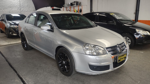 Volkswagen Jetta 2.5 4p