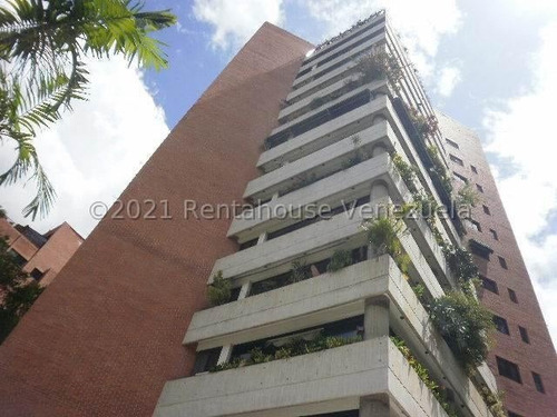 Apartamento En Venta La Florida Pisos Mármol Y Parquet 175 Metros Tres Dormitorios Cuatro Baños Cuatro Puestos De Estacionamiento Parque Infantil Gimnasio Y Piscina 