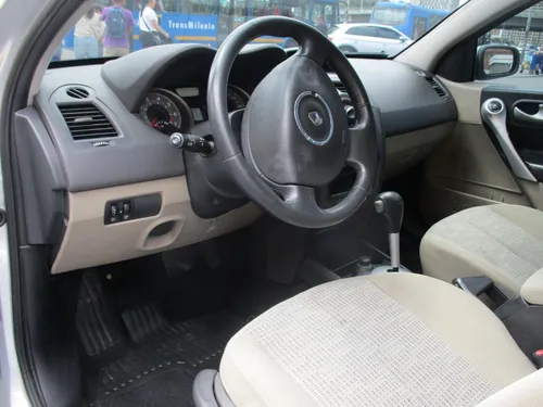Renault Megane 2 Expression 1600cc At Aa