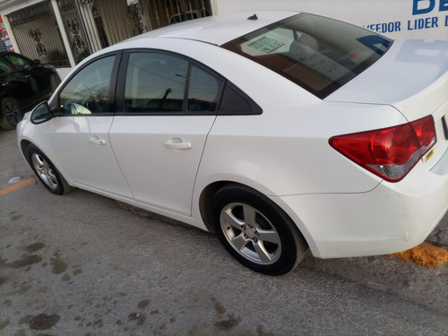 Chevrolet Cruze 1.8 A Ls Aa Cd Mp3 R-16 At