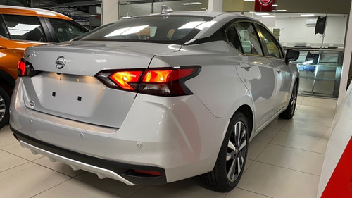Imagen 5 de 12 de Nissan New Versa Ph2 Exclusive Cvt