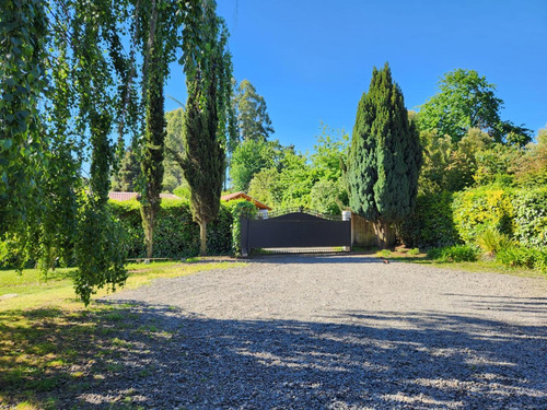 Vende Casa En Los Ángeles, Condominio Camino Antuco