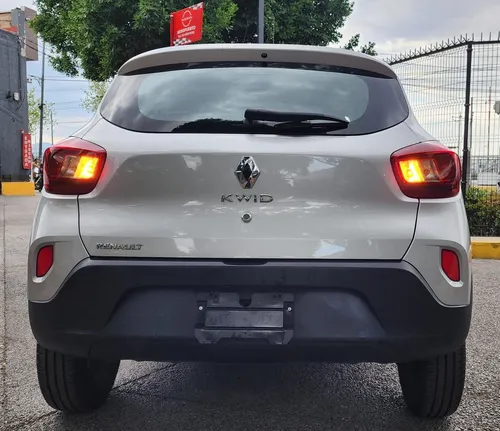 Renault Kwid 1.0 Iconic Mt
