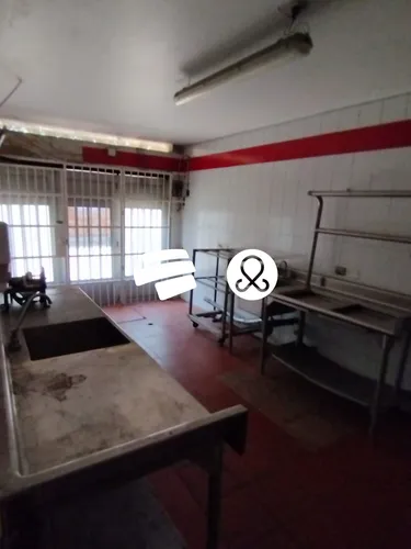Casa Lota En Venta En Laureles Undefined Habitaciones