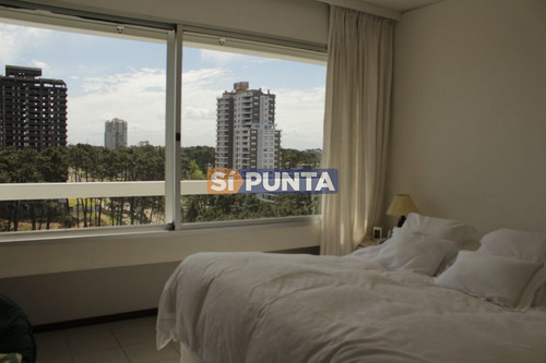 Imagen 16 de 30 de Apartamento En Venta Con Vista Al Mar De Tres Dormitorios - Oportunidad