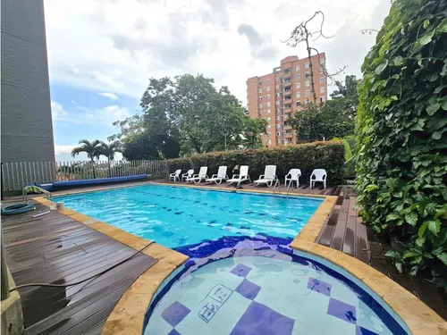 Apartamento En Arriendo En El Poblado, Cómodo Y Bien Ubicado