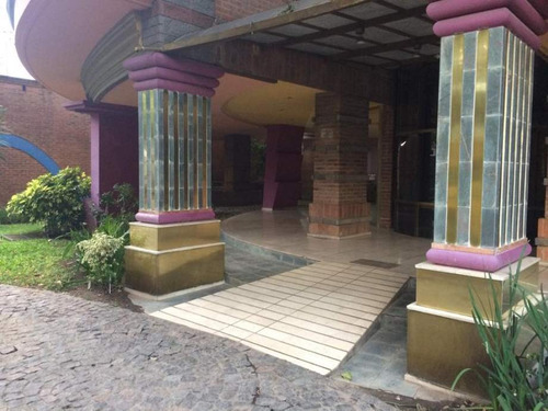 Imagen 1 de 8 de Permuta - Departamento De 2 Ambientes En Venta - Moron Norte
