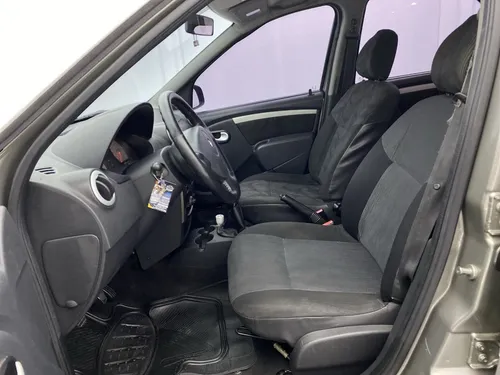 Renault Logan 1.6 Dynamique Fii