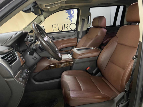 Imagen 4 de 10 de Chevrolet Suburban 5.3 Ltz V8 4wd 2da Cubo At 2015