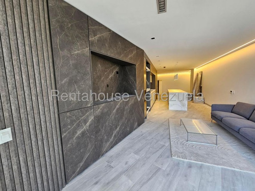 Espectacular Apartamento En Las Mercedes Cod. 26-430