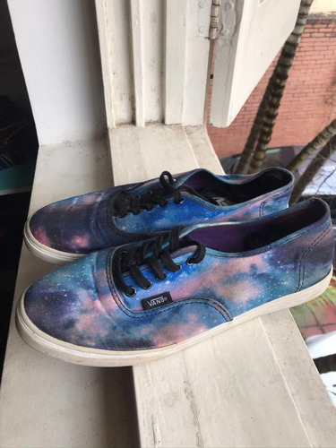 Tênis Universo Vans Feminino