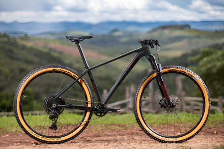 Bicicleta Sense Impact Race Sram Gx Eagle 12v Rock Shox Mtb
