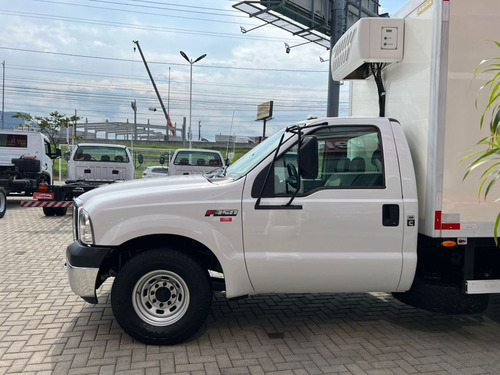 Ford F-350 2.8 Turbo Completa Bau Refrigerado 2017