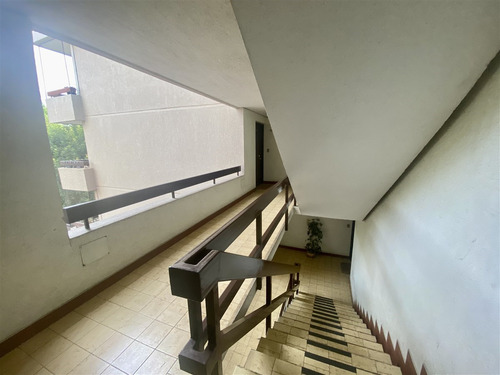 Departamento En Venta De 4 Dorm. En Las Condes