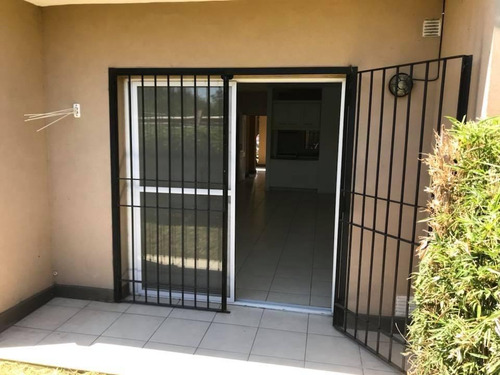 Imagen 10 de 18 de Departamento En Venta En Condominio Piedras Blancas -en Pilar, G.b.a. Zona Norte