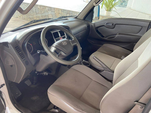 Imagem 8 de 14 de Hyundai Hr 2.5 Longo Sem Caçamba 4x2 16v 130cv Turbo