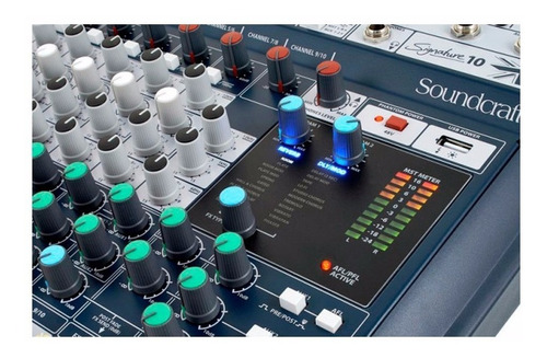 Consola Soundcraft Signature 10 de mezcla 220V