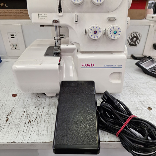 Maquina De Coser Overlock Janome 7034d Blanco (Usado)