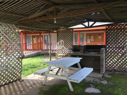 Venta De Hermoso Centro Turístico En Quinamávida, Colbún.
