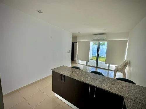 Casa Semiamueblada En Gran Santa Fe
