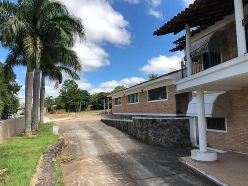 Sobrado Com 5 Dormitórios À Venda, 1300 M² Por R$ 2.500.000 - Chácaras Residenciais Santa Maria - Votorantim/sp, Próximo A O Shopping Iguatemi. - So0117 - 67640798
