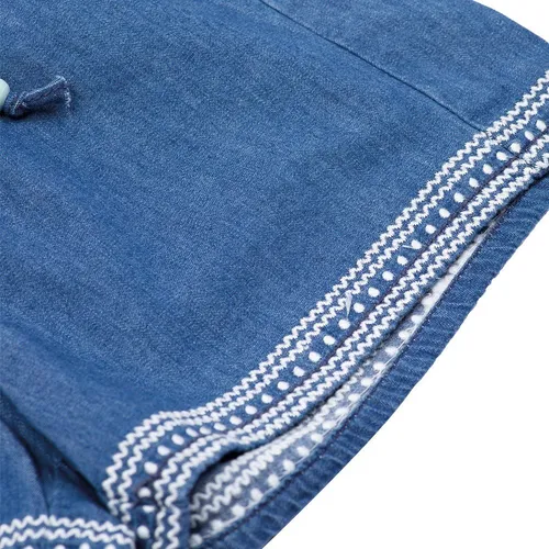 Short Chambray De Niña Bordado & Conchita Pillin Short Chambray De Niña Bordado & Conchita Pillin