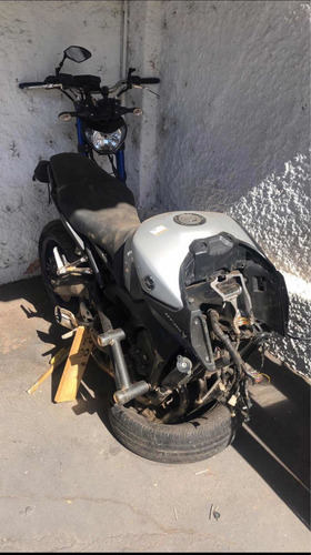 Imagem 1 de 3 de Yamaha Mt 09