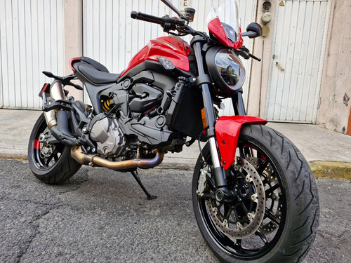 Ducati Monster + 2022