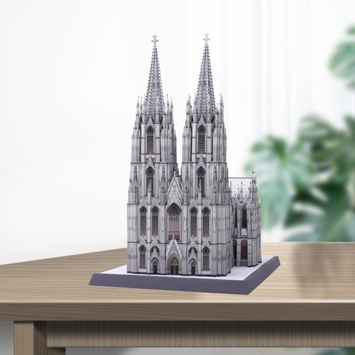 Edificio De La Catedral De Colonia, Modelo De Papel 3d,