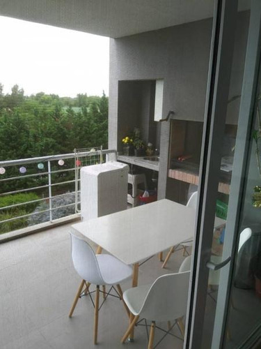 Imagen 6 de 15 de Divino 2amb Con Balcón Terraza, Parrilla Y Con La Mejor Vista Al Lago Central De Nordelta